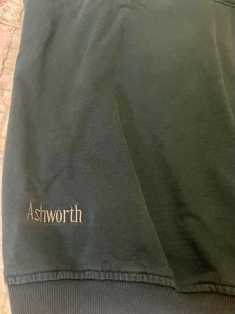 Ashworth V-Neck Golf Sweater Vest in Dark Green